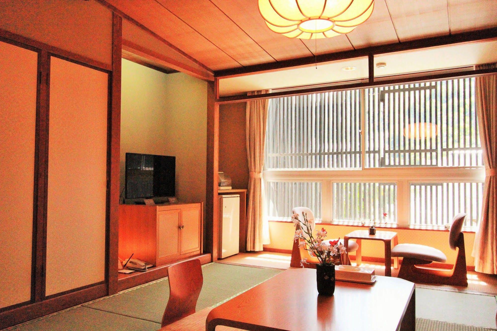 Oyo Ryokan Touenkan Miasa-Onsen Miszasza Kültér fotó