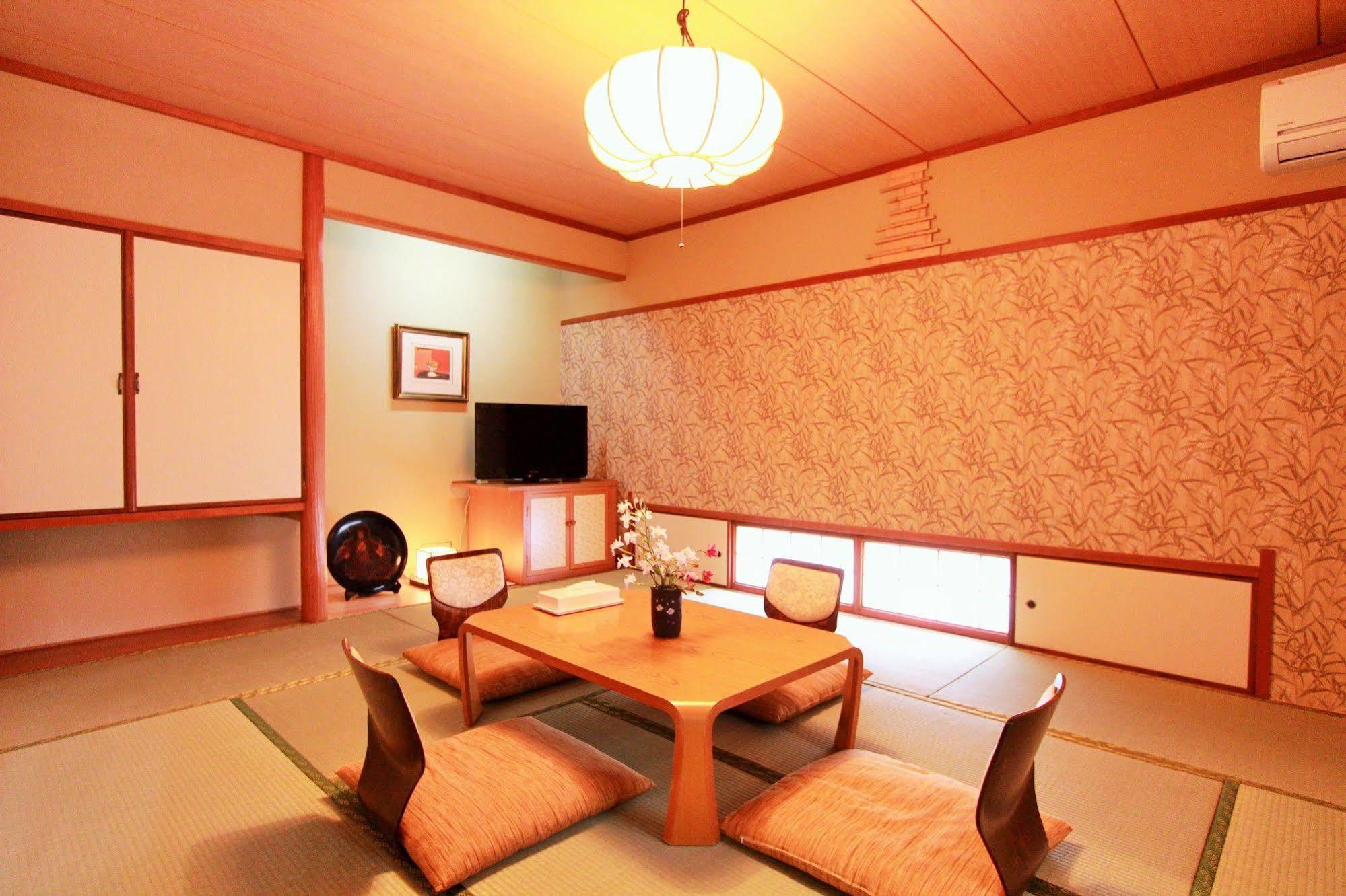 Oyo Ryokan Touenkan Miasa-Onsen Miszasza Kültér fotó